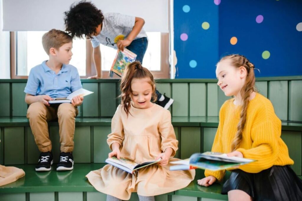 Kids reading in a classroom