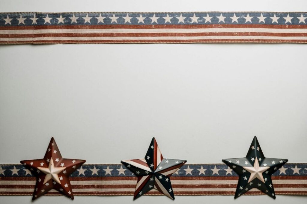 Decorative elements showing American colors.