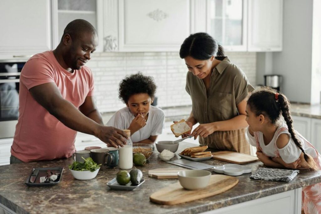 A family gathering for snacks.